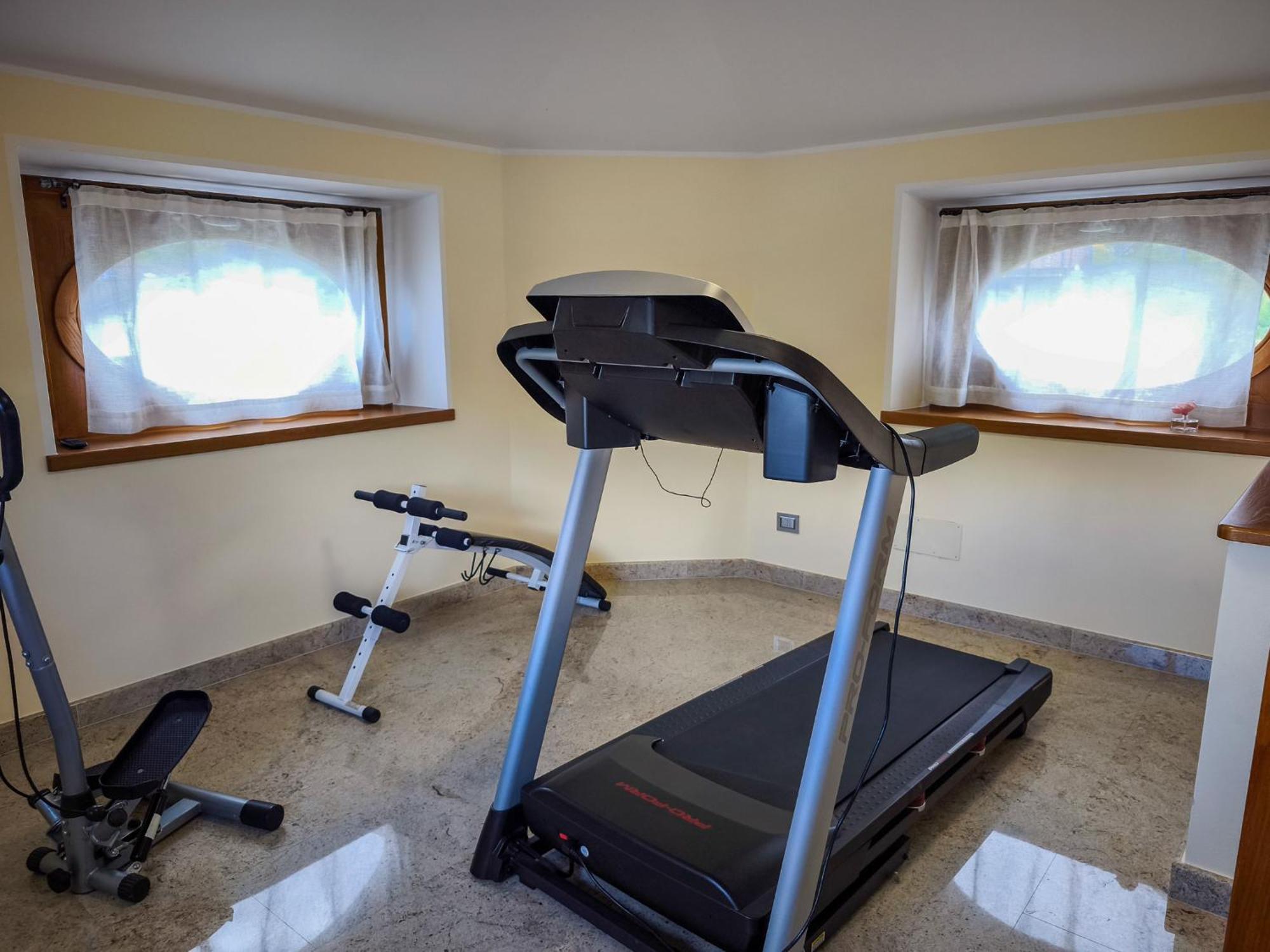 Torretta - Ferienwohnung Stazzona Ngoại thất bức ảnh
