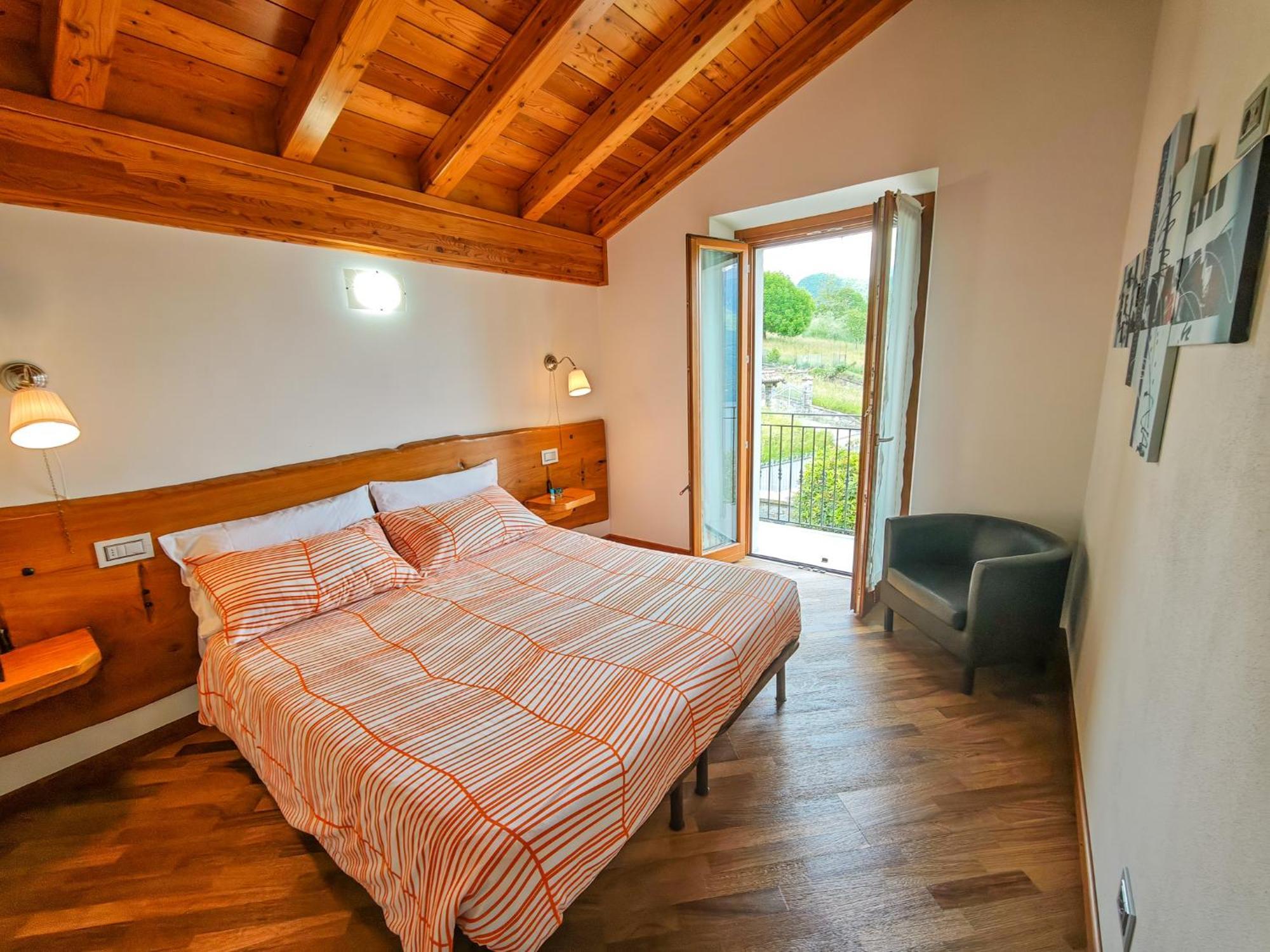 Torretta - Ferienwohnung Stazzona Ngoại thất bức ảnh